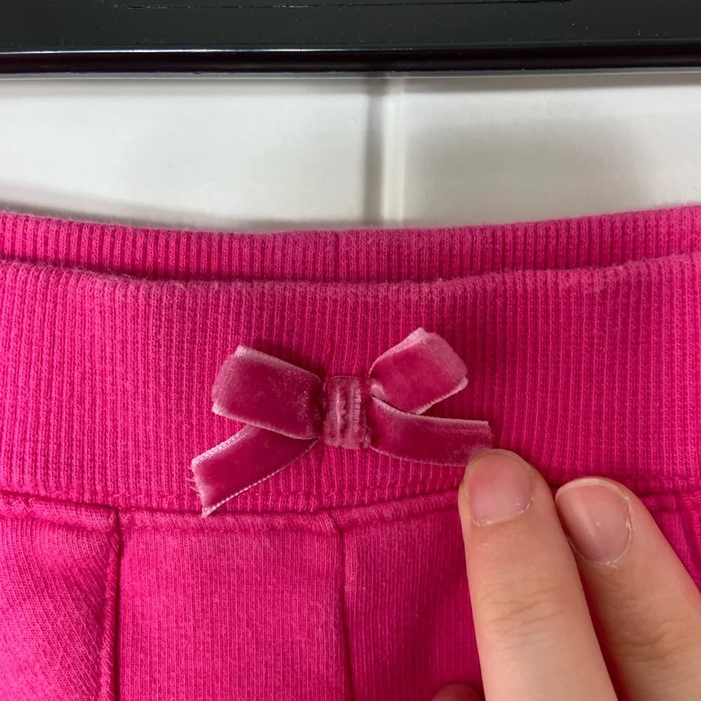 EUC Carter’s baby girl’s bright hot pink casual loungewear sweatpants bottoms 3T